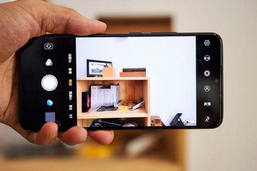 娱乐圈吃瓜季升级：揭秘幕后故事与明星反差