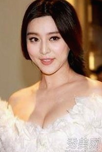 揭秘娱乐圈背后的故事：吃瓜群众的视角